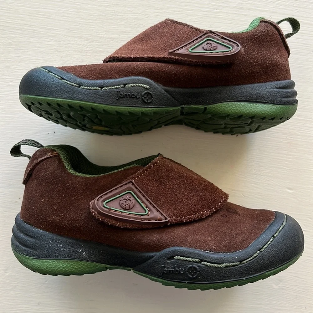 JambuKD toddler walking shoes, brown suede leather, size 5